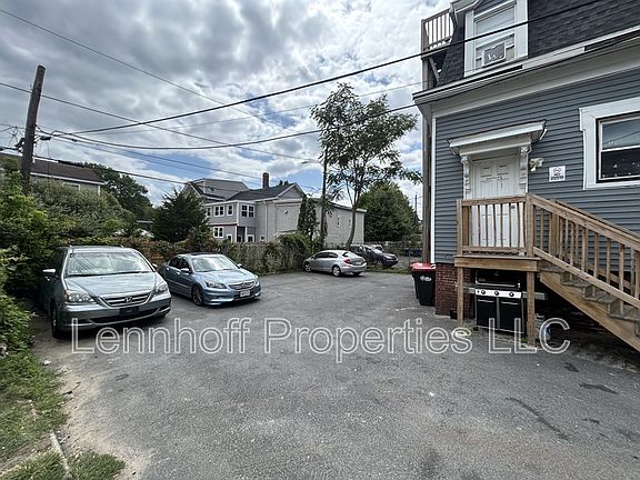 5th image of 340 Haverhill St #8
