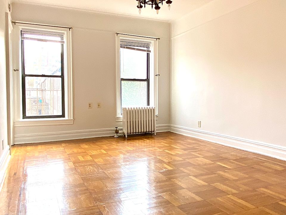 1st image of 121 7th Ave APT 4R