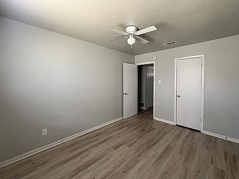 305 Northern Dove Ln #A — Photo 11