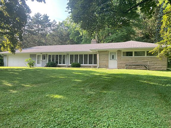 2nd image of 5491 Hoag Rd