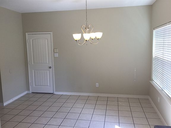 5th image of 3621 Carmel Mountain Dr