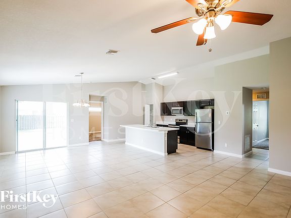 3rd image of 3866 SW Darwin Blvd