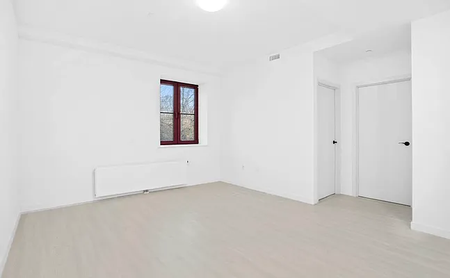 Rented by Brown Harris Stevens | media 13