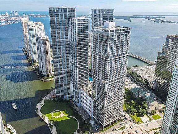 2nd image of 495 Brickell Ave APT 1810