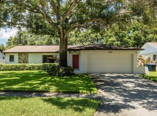 7900 17th Way N, Saint Petersburg, FL 33702