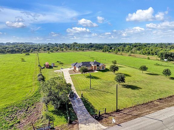 4th image of 8131 Brinkmeyer Rd
