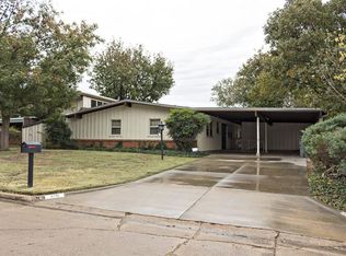 216 NW Mimosa Ln, Lawton, OK 73507