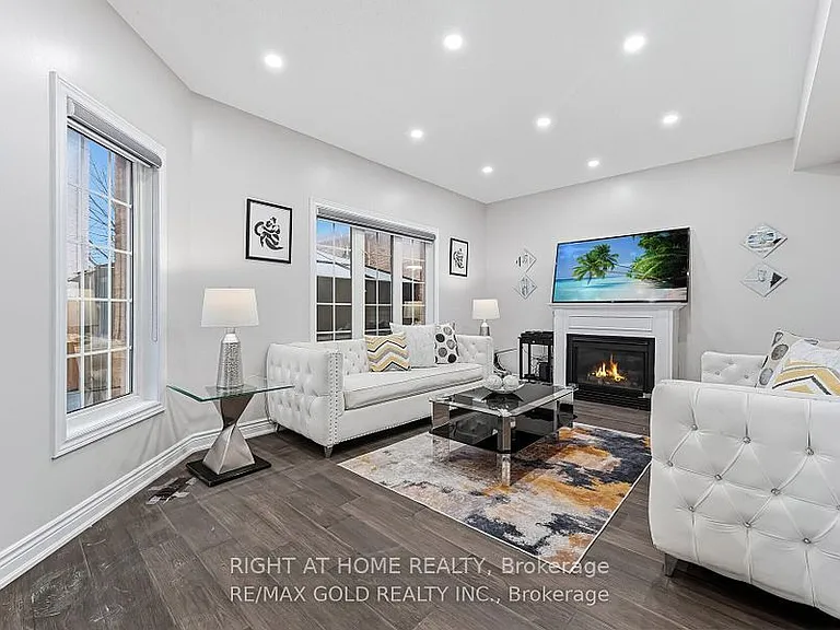 29 Laurentide Cres #UPPER — Photo 10