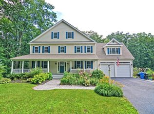 5 Cody Ln, Wrentham, MA 02093