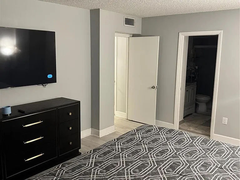 4174 Inverrary Dr #401 — Photo 10