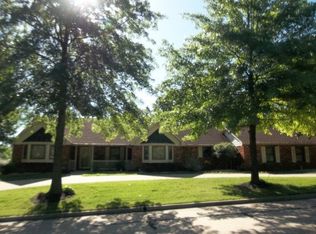 1907 Summers Way, Jefferson City, MO 65109