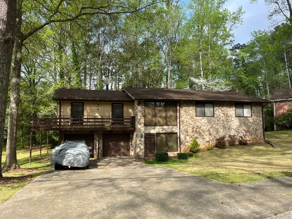 124 Creek Cir, Stockbridge, GA 30281