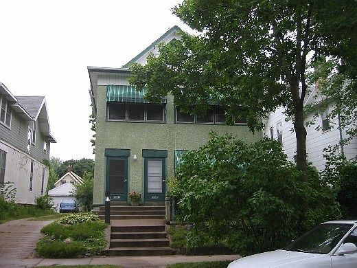 3rd image of 10XX 14th Ave SE