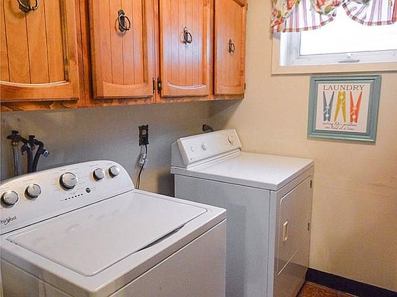 3rd image of 3705 Bigler Ave