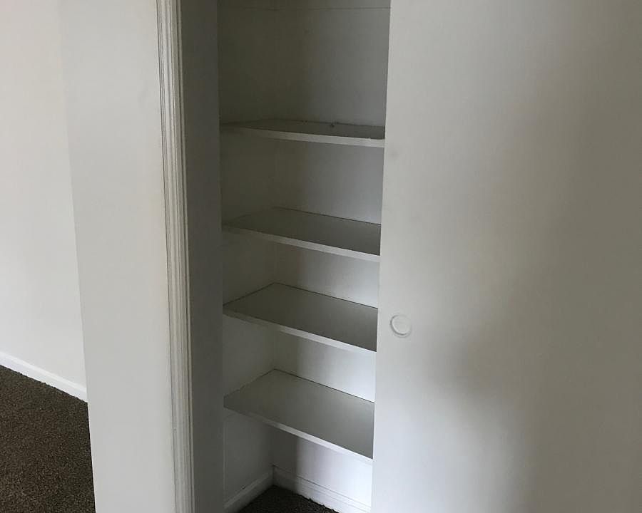 2nd image of 2499 W Beverley St APT 3
