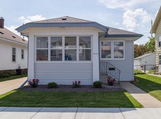 1934 Grange Ave, Racine, WI 53403