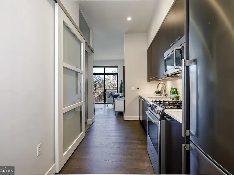 525 Water St SW #430 — Photo 10