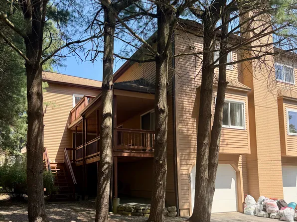 190 Captain Eames Cir Unit 190, Ashland, MA 01721