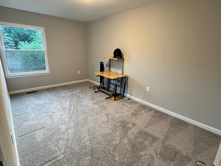 19 Romanoff Ct — Photo 13