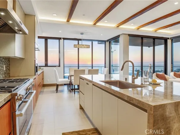 1000 Esplanade Unit B, Redondo Beach, CA 90277