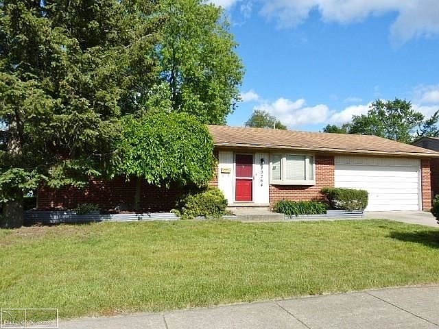 1st image of 43264 Vivian Dr