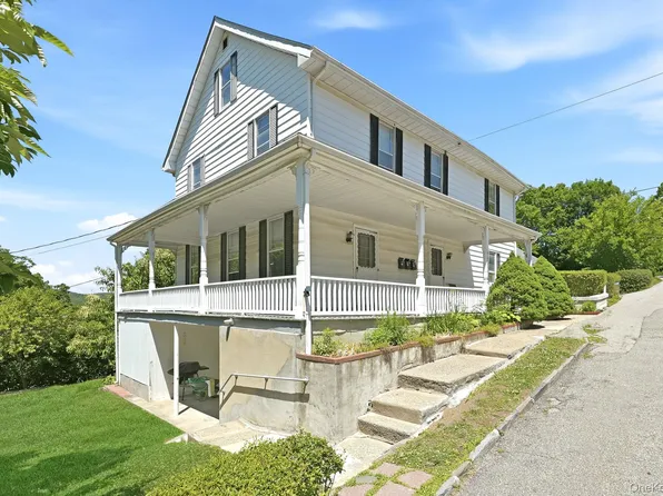 800 Oakwood Drive, Peekskill, NY 10566
