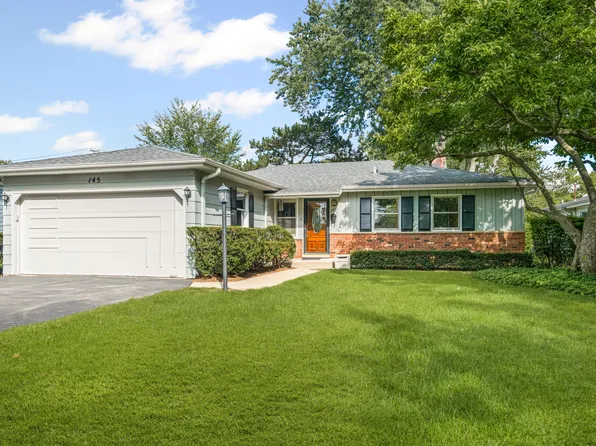 145 Walton St, Barrington, IL 60010