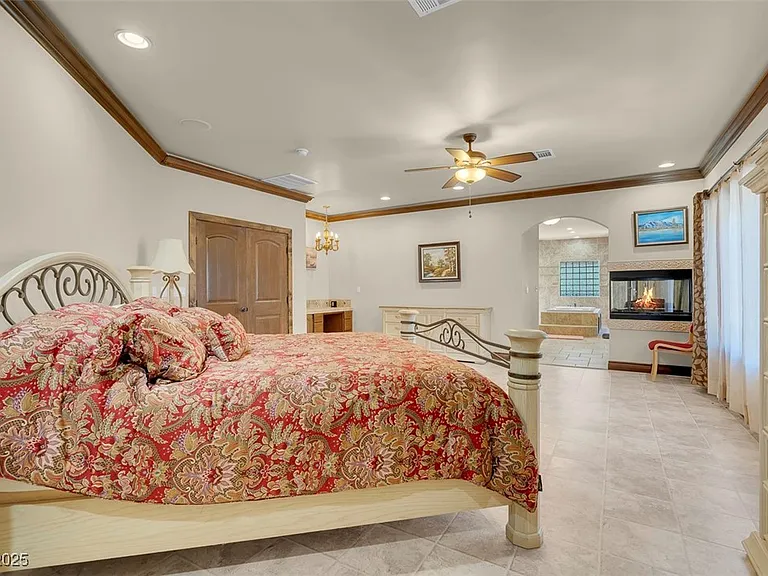 264 Crestview Dr — Photo 48