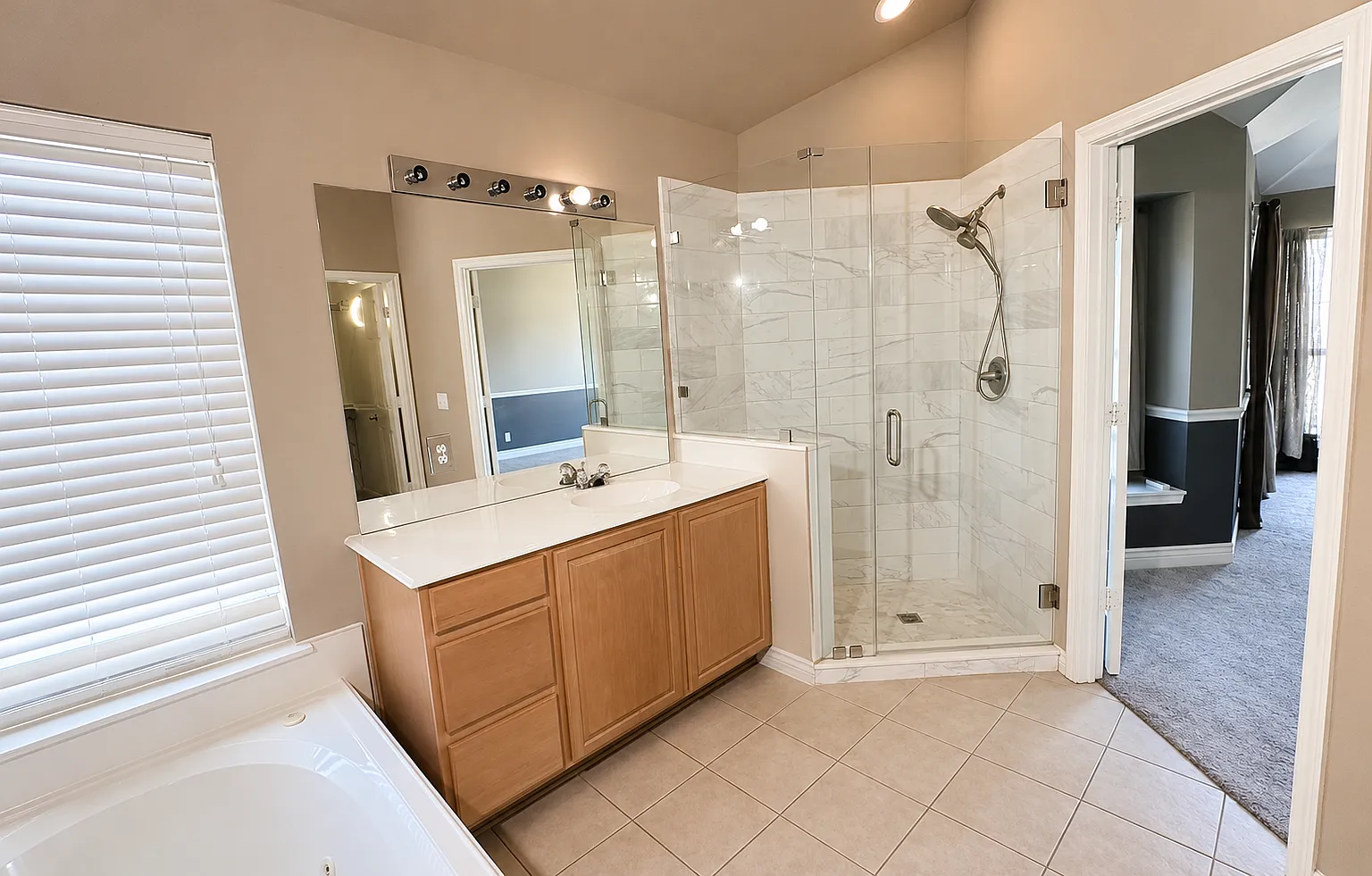 4 bed, 2.5 bath, 2967 sqft, $2,995 — Photo 3