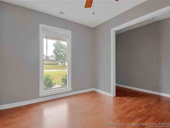 5th image of 3366 Chantilly Ln