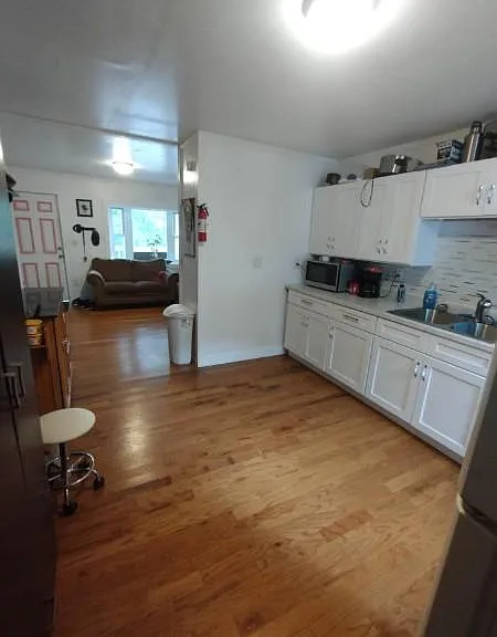 52 W Bacon St — Photo 6