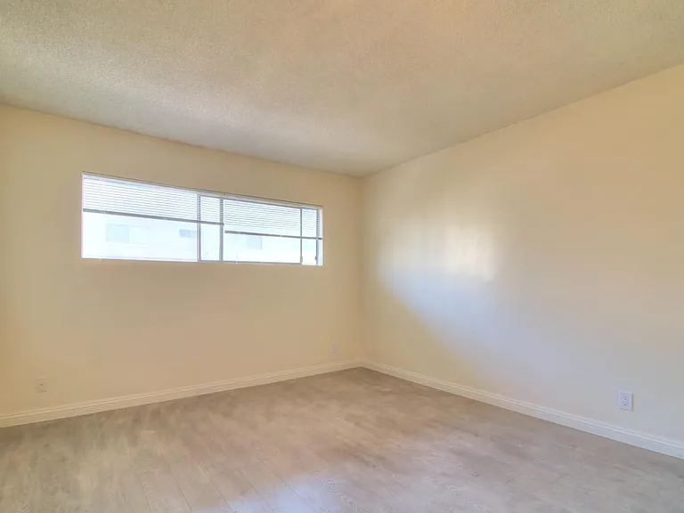 1831 Ramona Ave #2 — Photo 7
