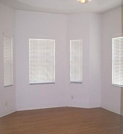 4th image of 3371 N Canterbury Lake Dr
