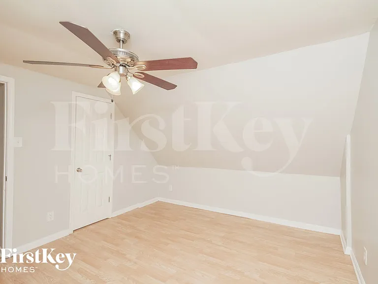 15006 Avers Ave — Photo 10