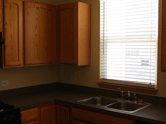 5th image of 1500 Waterside Dr Unit 2