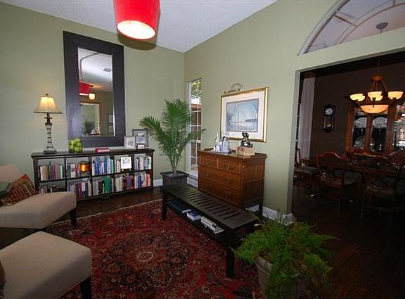 5th image of 2613 Saint Michelle Ln
