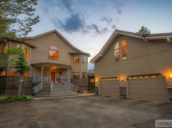 3884 Bills Rd N, Island Park, ID 83429