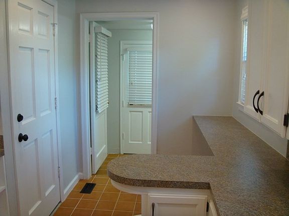5th image of 1241 E 31st Pl