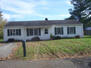 224 Maple Dr, Oneida, NY 13421