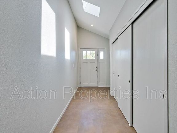 2nd image of 1268 Morningside Dr
