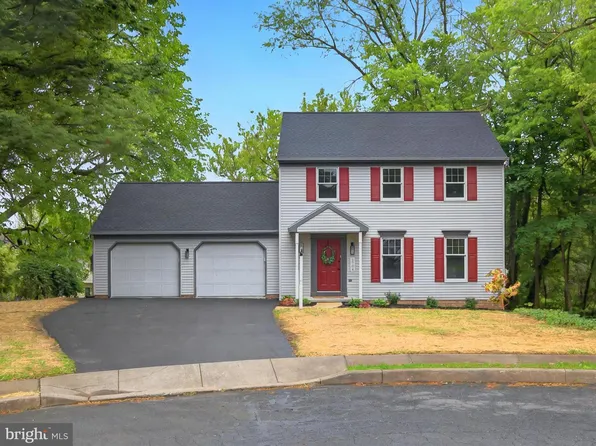 1704 Drummers Ln, Lancaster, PA 17603