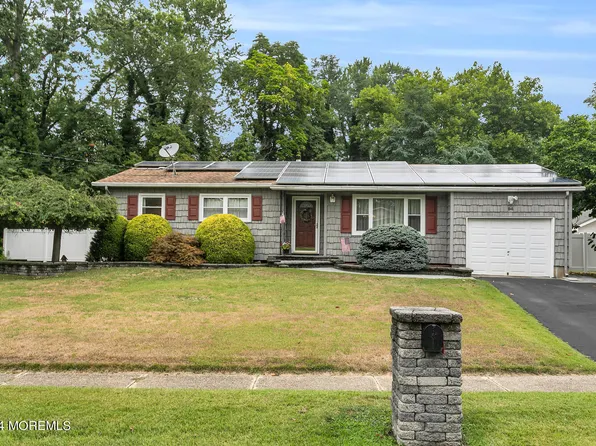 94 E Connecticut Concourse, Jackson, NJ 08527