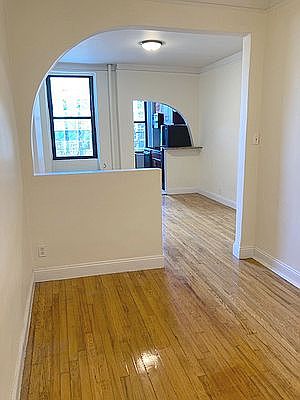 4th image of 2194 3rd Ave APT 2C