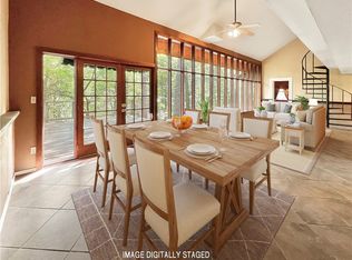 15 Harvey Rd, Eureka Springs, AR 72632