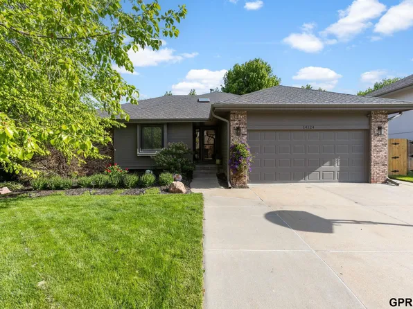 14124 Lillian Cir, Omaha, NE 68138