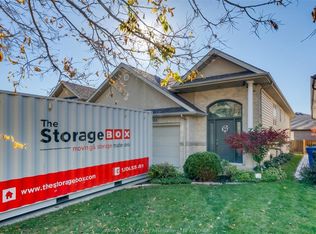 1583 Chateau Ave, Windsor, ON N8P1M4