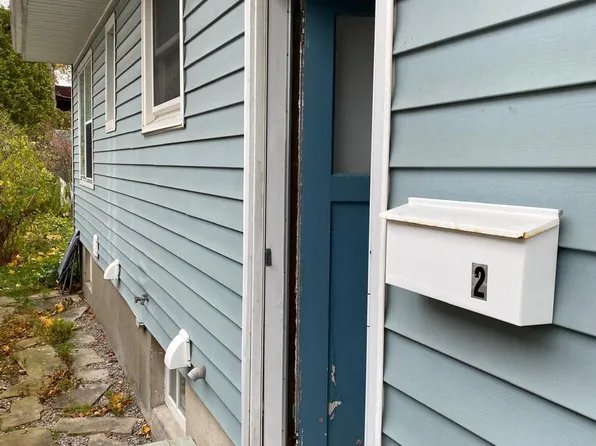 200 Trent St E, Whitby, ON L1N 1L6