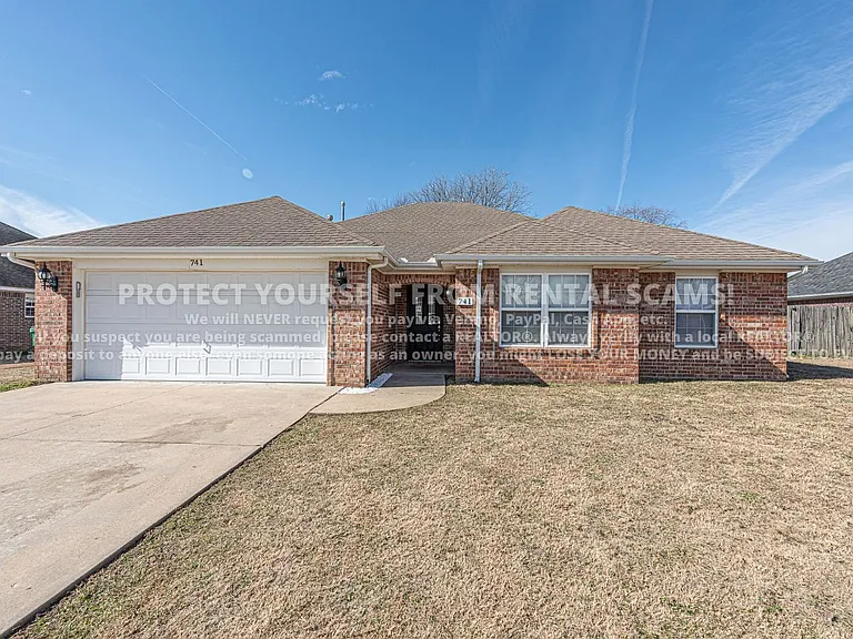 741 Harvest St — Photo 1