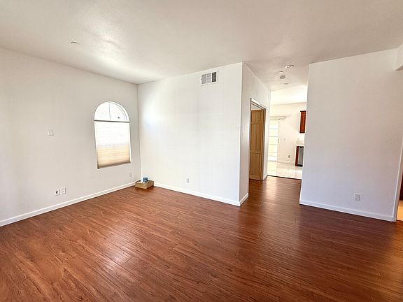 5th image of 804 N Garfield Ave Unit B