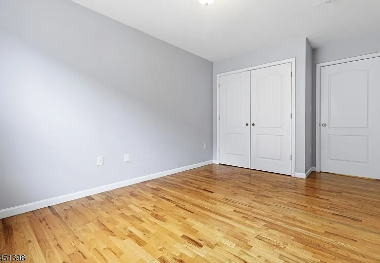 83 Farley Ave — Photo 13